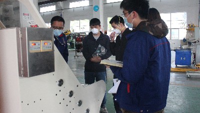 疫情后安捷倫首批客戶到訪，自動滾膠機非標合作已至定案階段