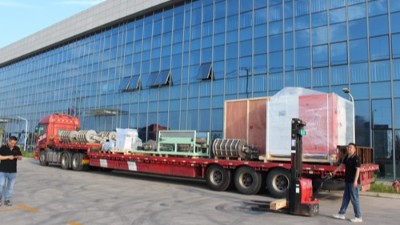 再發(fā)三套設備—刷膠機、噴砂磷化線、表面處理生產線