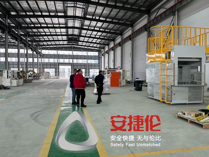 南通應急管理局處長、局長到訪安捷倫南通工廠 (7)- - 副本